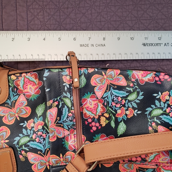 Rosetti floral crossbody travel bag - Picture 8 of 8